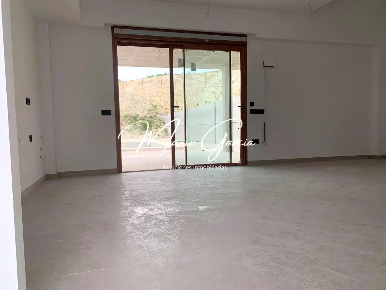 Casa adosada en venta en Lucena con Aire acondicionado, Calefacción y Jardín privado