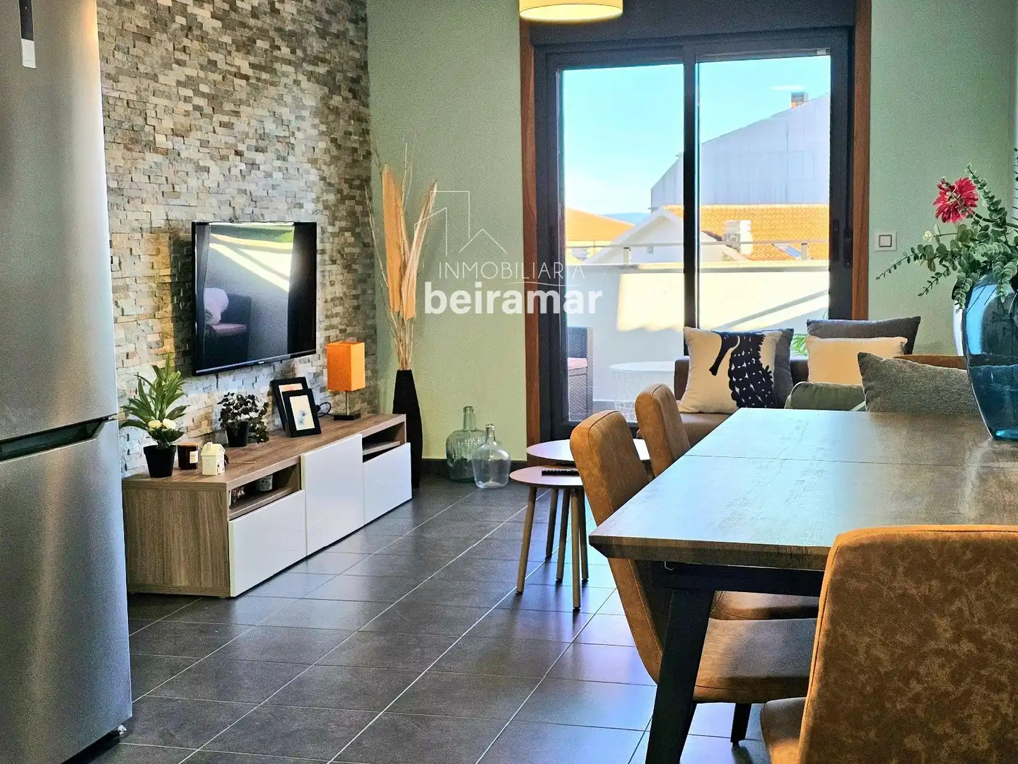 Wohnzimmer von Dachboden zum Verkauf in Palmeira