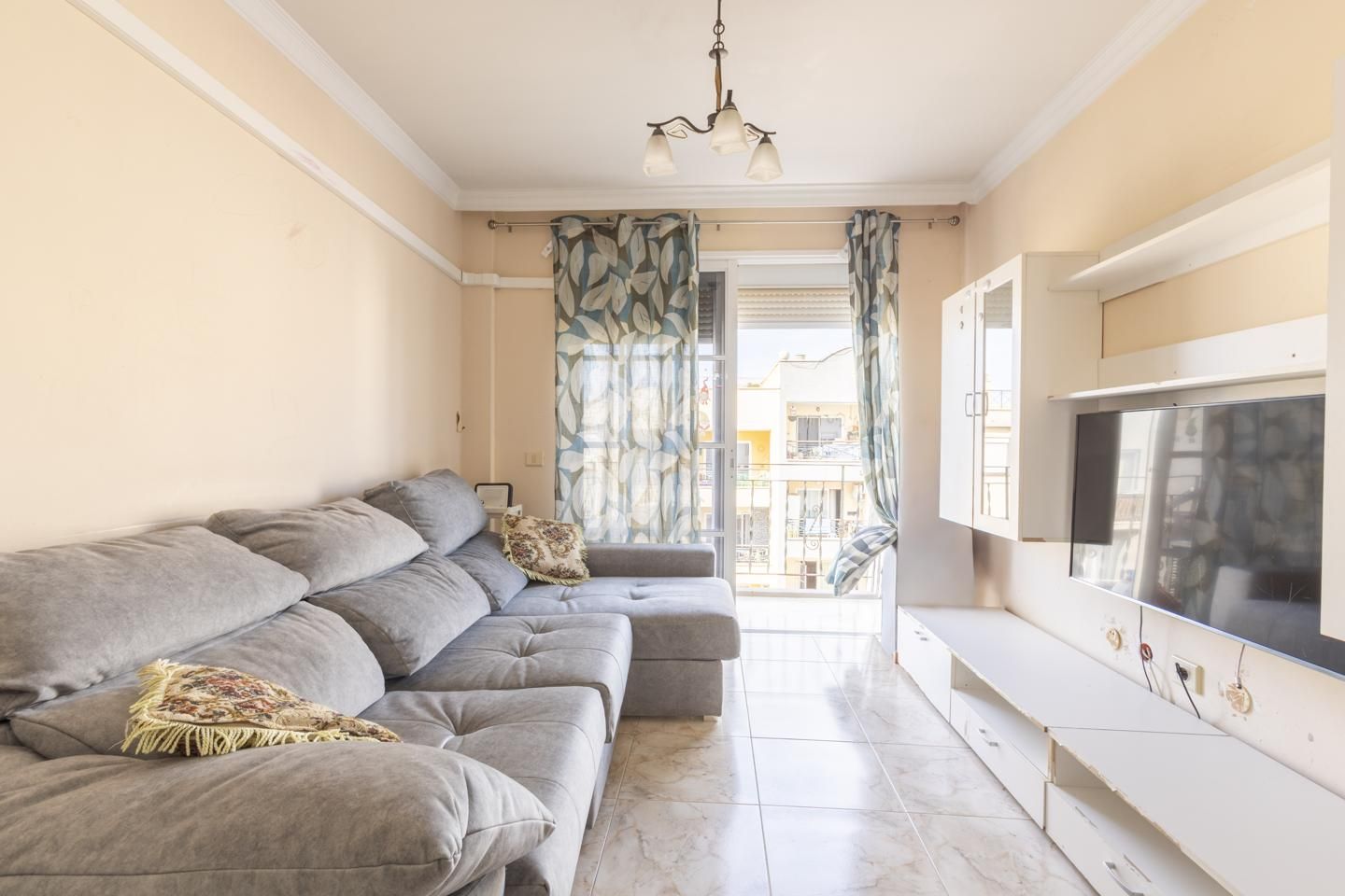 Sala d'estar de Pis en venda en Adeje amb Traster i Balcó