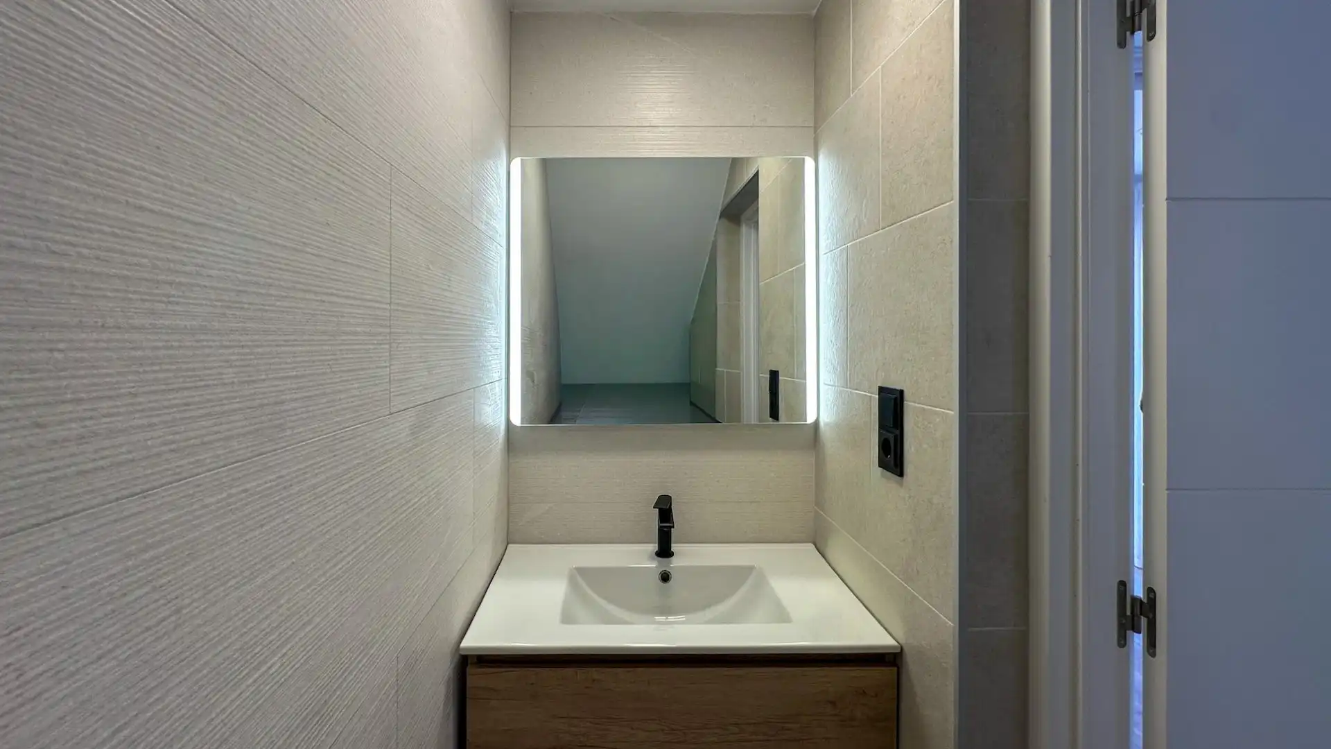 Baño de Finca rústica en venta en Orihuela con Jardín privado, Terraza y Amueblado