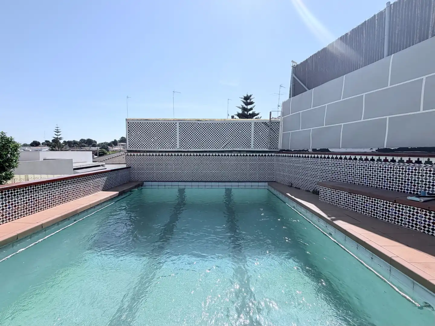 Swimming pool of Houses for sale in Terrassa  with Air Conditioner, Heating and Private garden