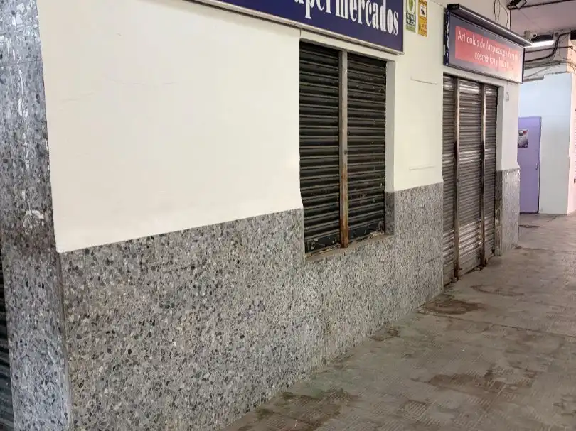 Exterior view of Commercial properties for sale in Sevilla  with Air Conditioner and Furnished