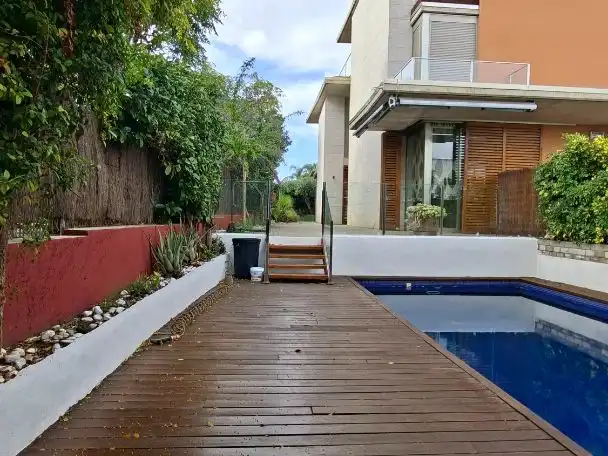Casa aparellada amb piscina en venda a Av Mas Clariana 78, imagen 3