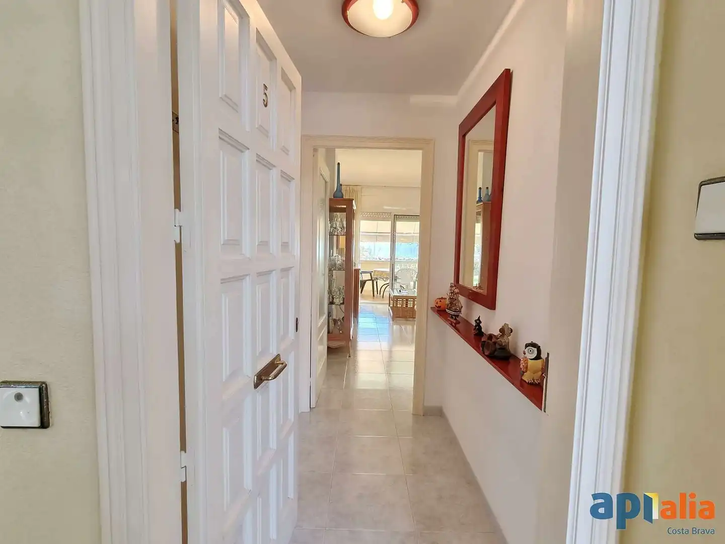 Apartamento con piscina en venta en Calle Josep Tarradellas, imagen 2