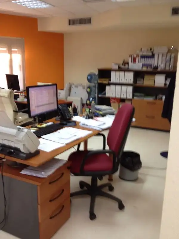 Business premises to rent in Calle Ramón y Cajal, imagen 24