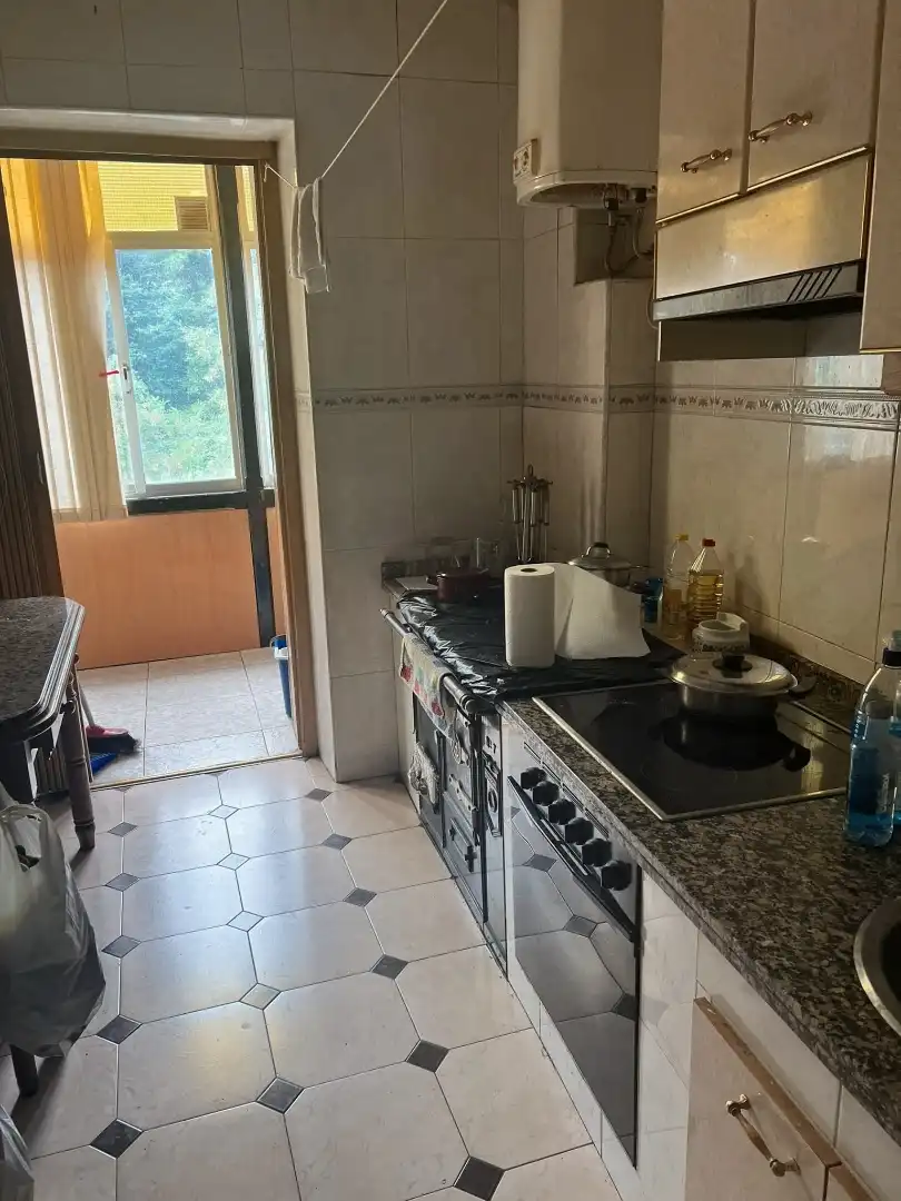 Cuina de Pis en venda en Mieres (Asturias) amb Calefacció, Parquet i Balcó