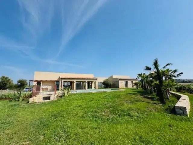 Finca rústica en venta en Petra con Aire acondicionado, Jardín privado y Piscina