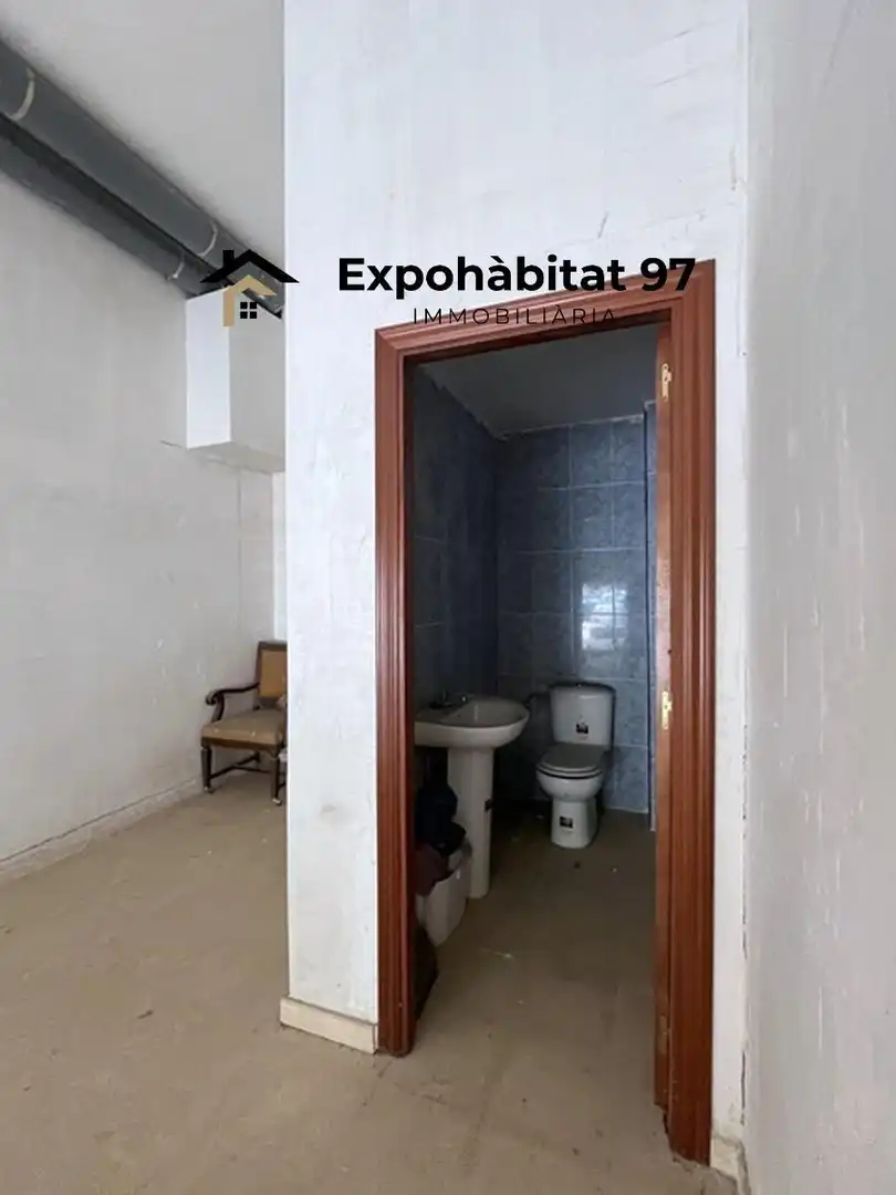 Local comercial en venta en Carrer Riu Algars 5, imagen 11