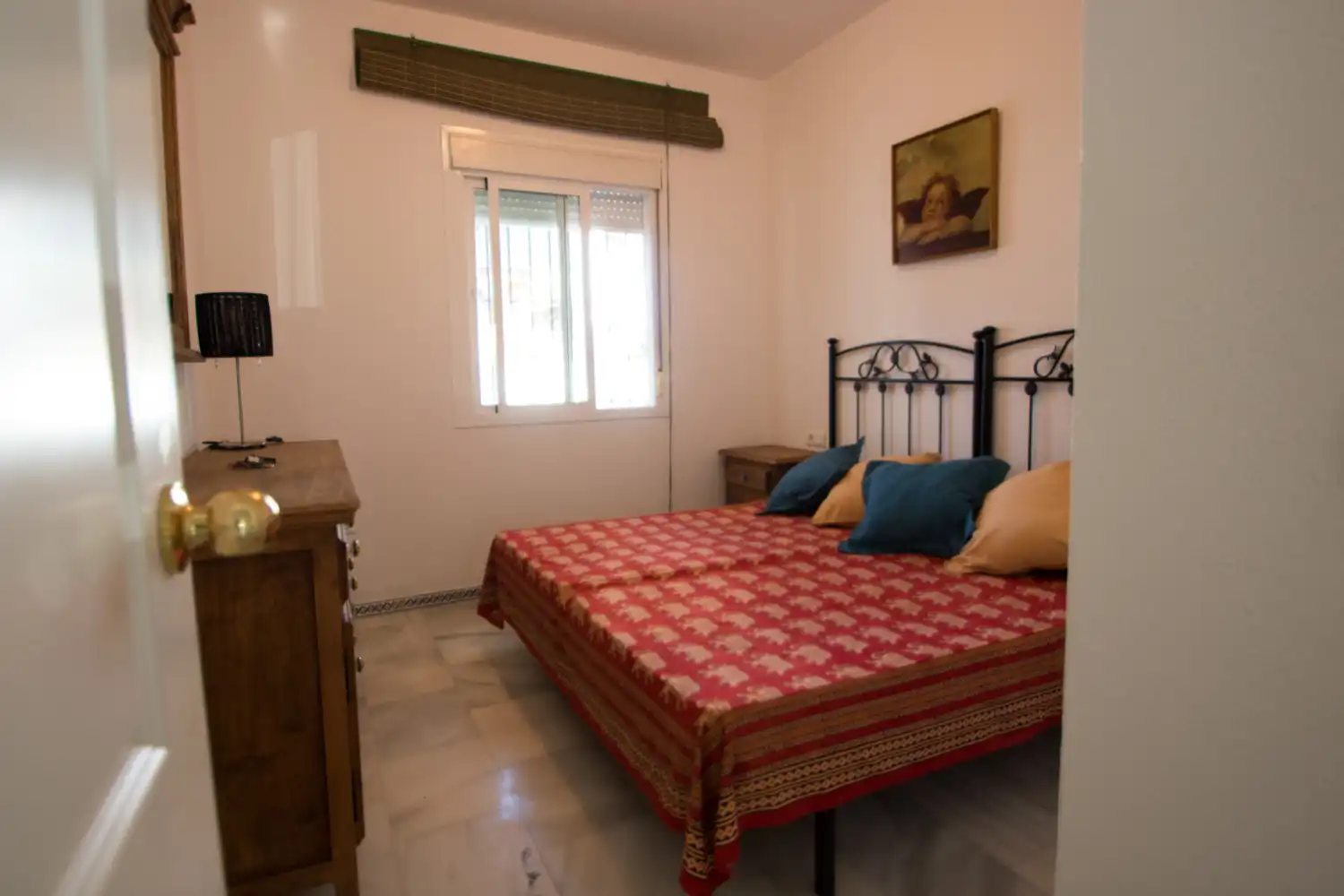 Dormitori de Apartament en venda en Chiclana de la Frontera amb Jardí privat, Moblat i Rentadora