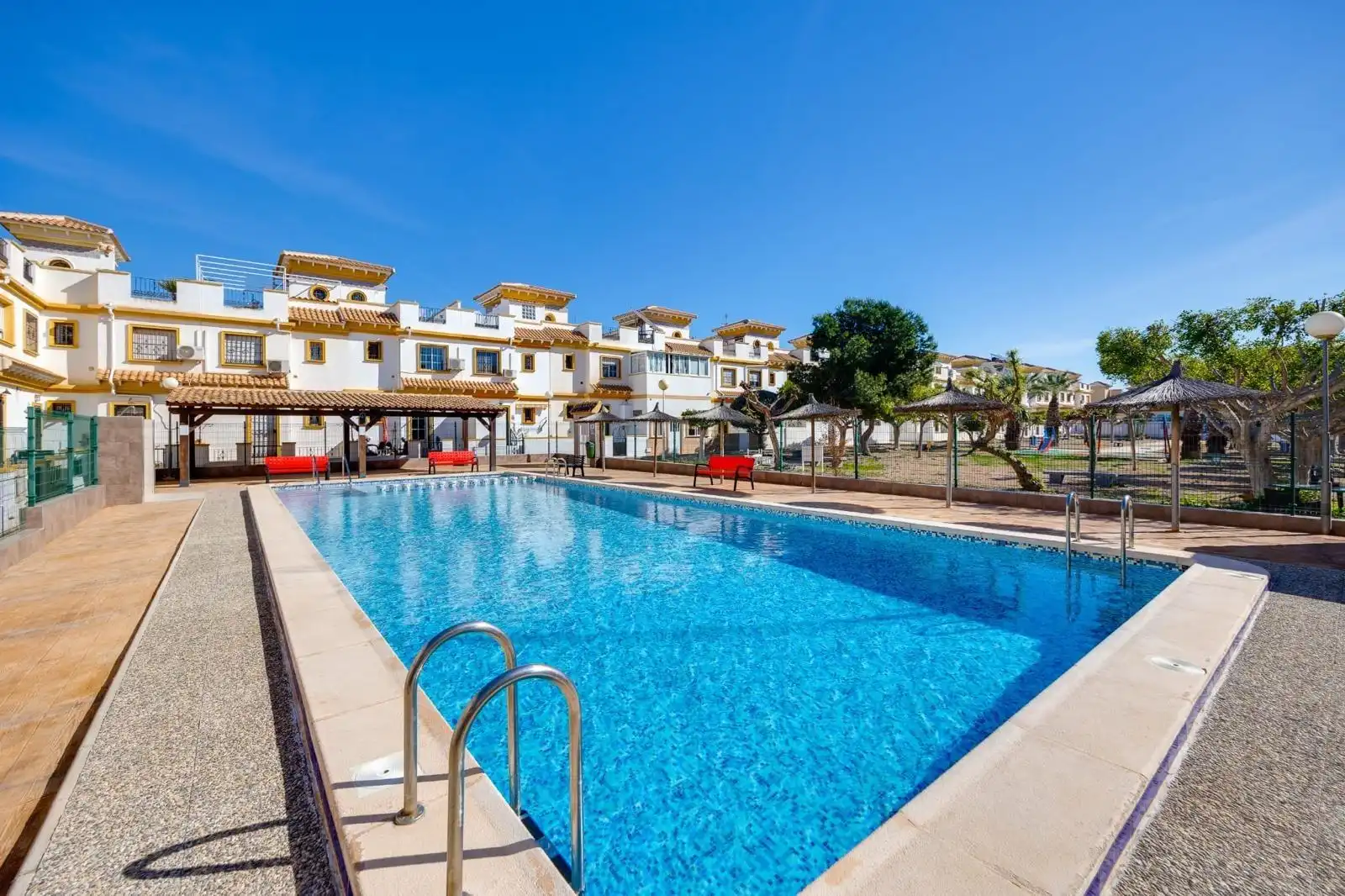 Adossat amb terrassa en venda a Nueva Torrevieja - Aguas Nuevas, imagen 4