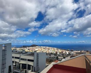 Exterior view of Attic for sale in  Santa Cruz de Tenerife Capital  with Terrace