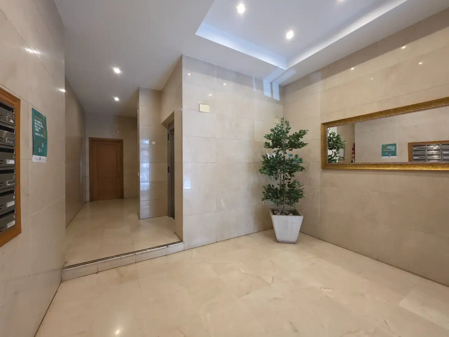 Piso con ascensor en venta en Avenida Catedratico Soler 24, imagen 30