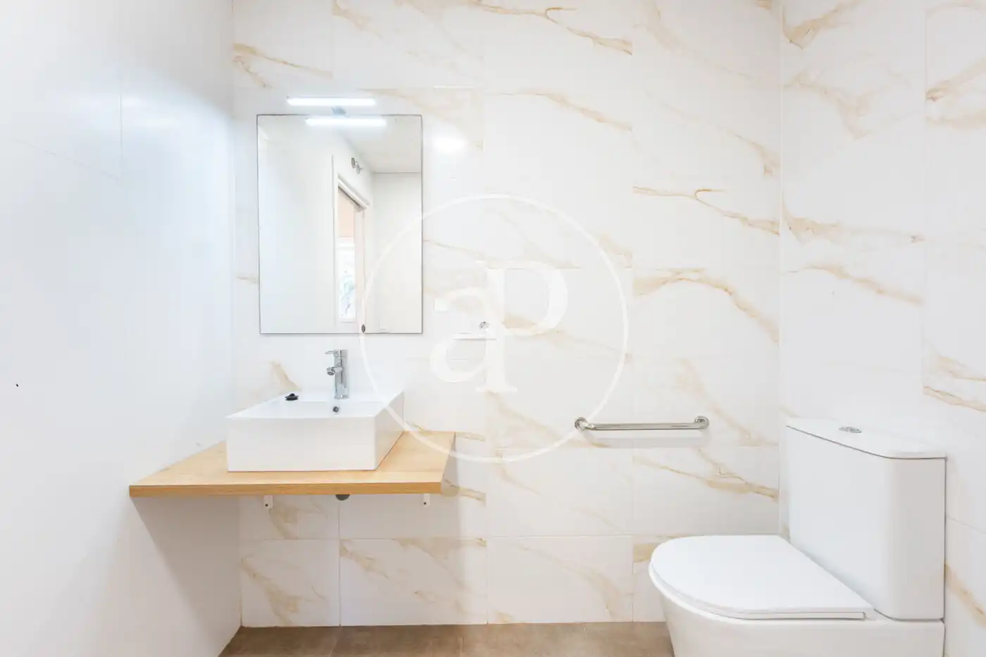 Piso en venta en C/ del Lugre, Tormos