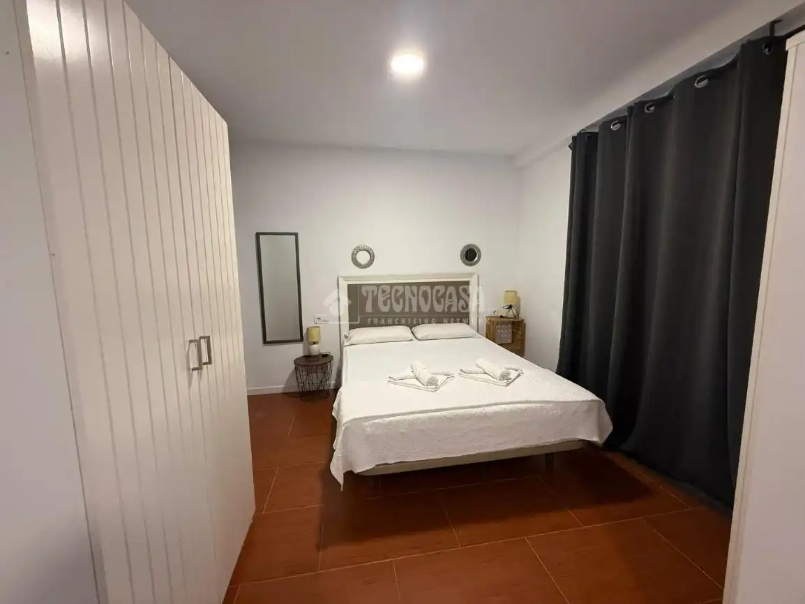 Schlafzimmer von Gebäude zum Verkauf in Barbate