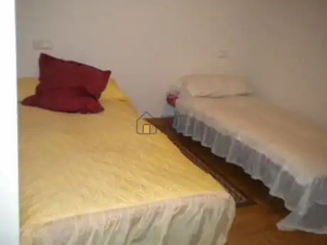 Dormitori de Casa o xalet en venda en Villamañán amb Calefacció, Jardí privat i Parquet