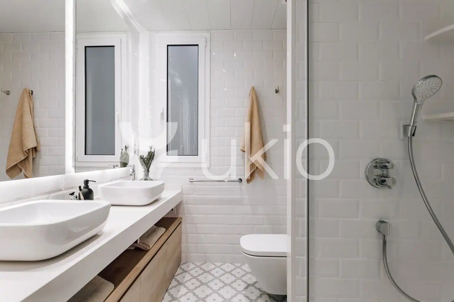 Baño de Apartamento de alquiler en Barcelona con Aire acondicionado, Amueblado y Horno