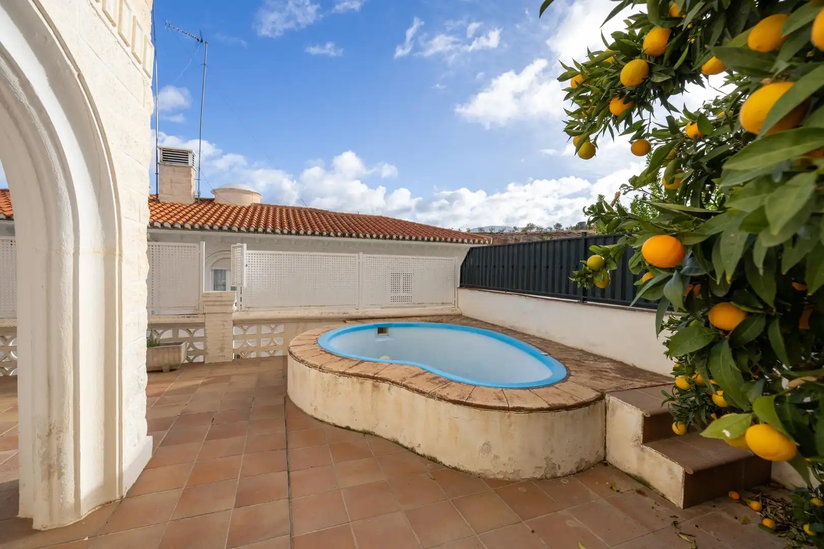 Swimming pool of Houses for sale in Gójar  with Air Conditioner, Heating and Private garden
