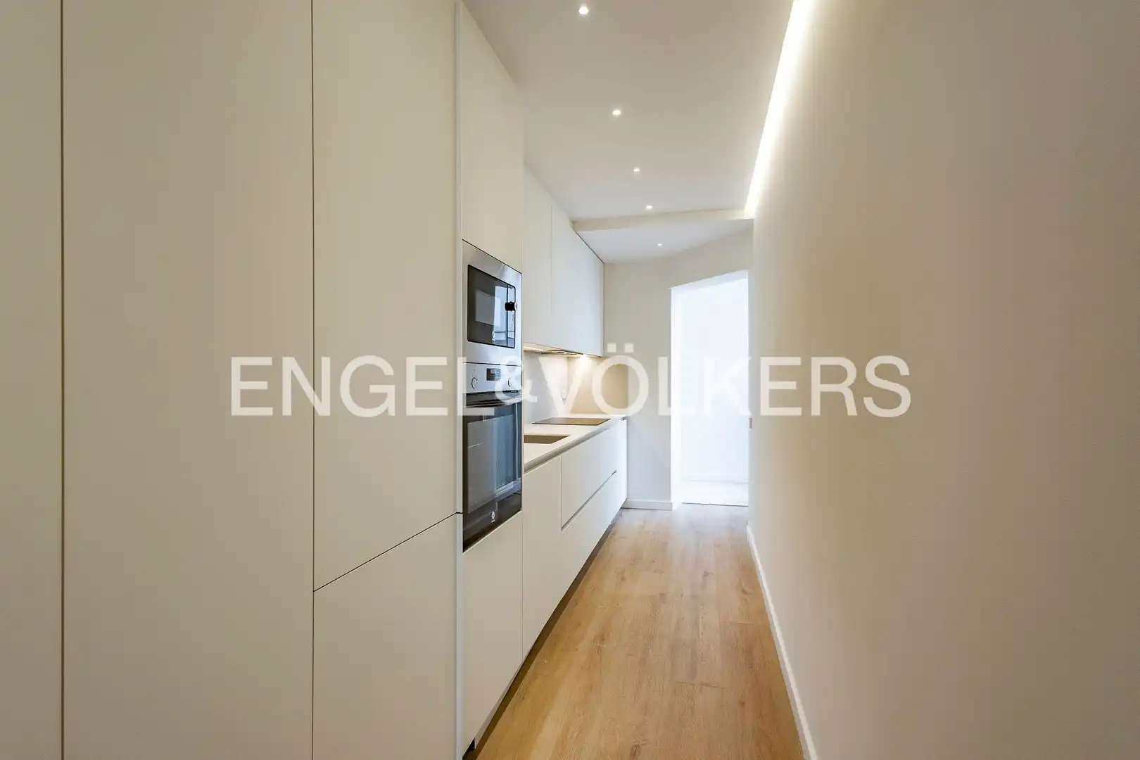 Kitchen of Flat for sale in Barcelona  with Air Conditioner, Heating and Parquet flooring