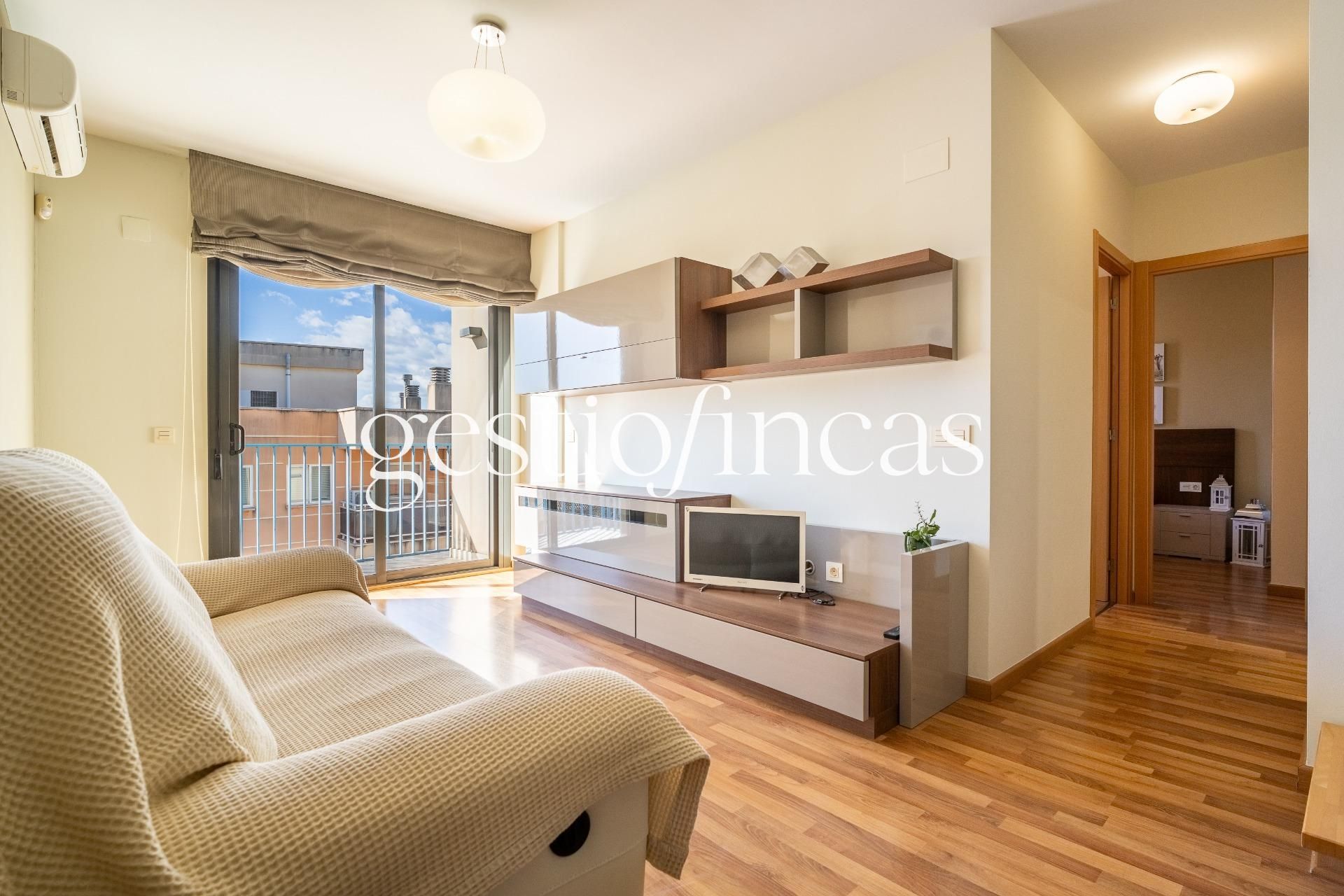 Sala de estar de Apartamento en venta en Cambrils con Calefacción, Parquet y Terraza