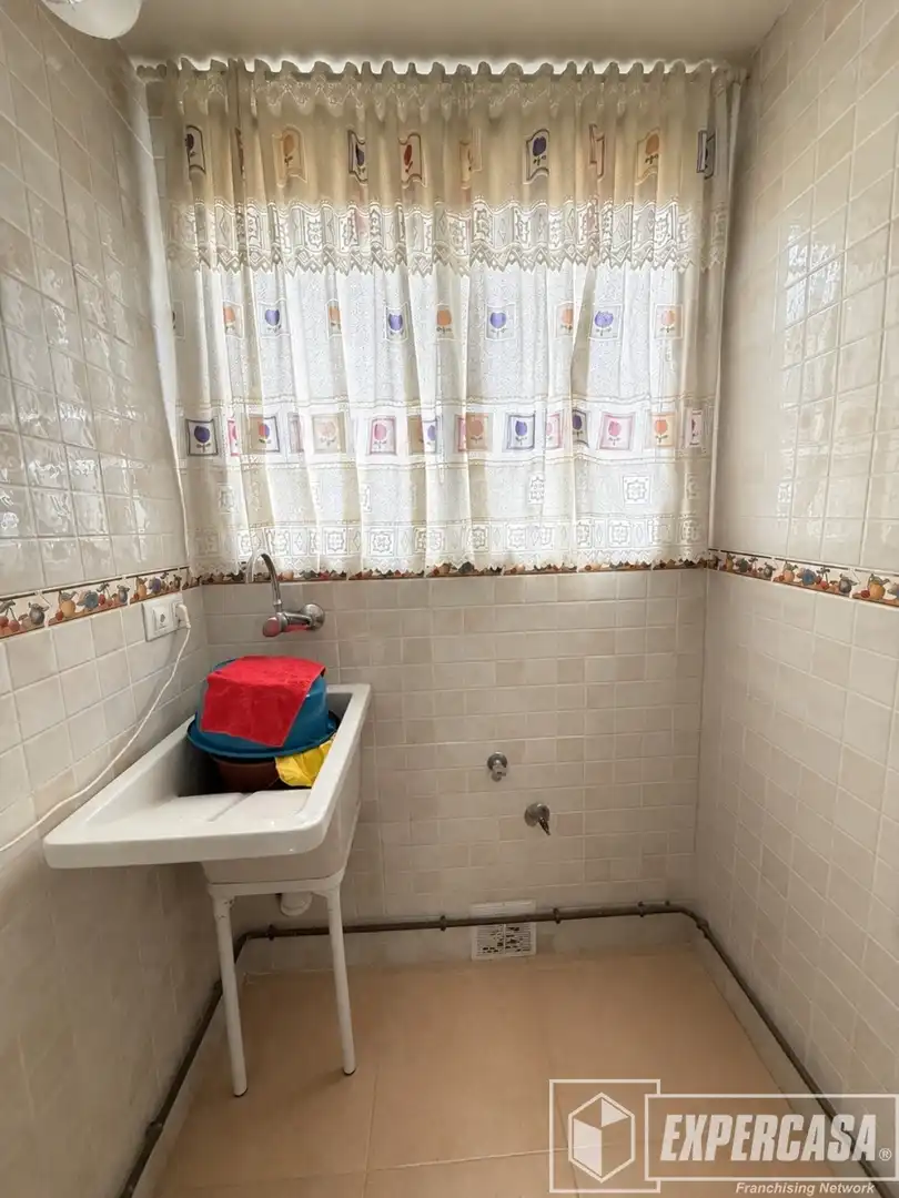 Baño de Piso en venta en Picassent con Aire acondicionado