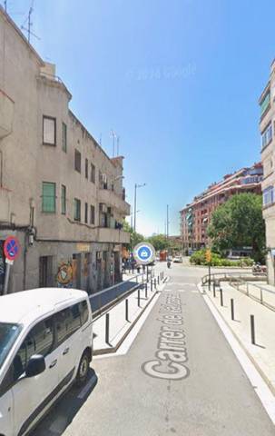 Piso en Venta en Carrer VALLPARDA DE en Collblanc