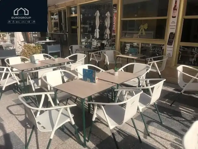 Local de alquiler en Playa Levante