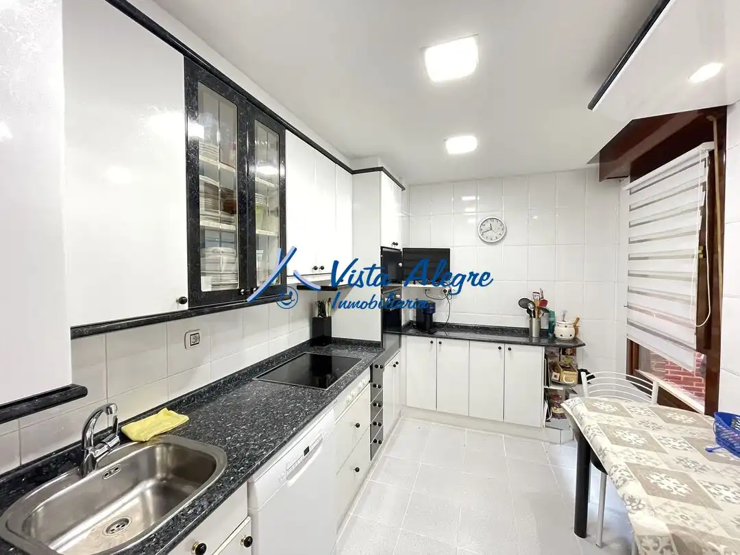 Cocina de Piso en venta en Haro, La Rioja