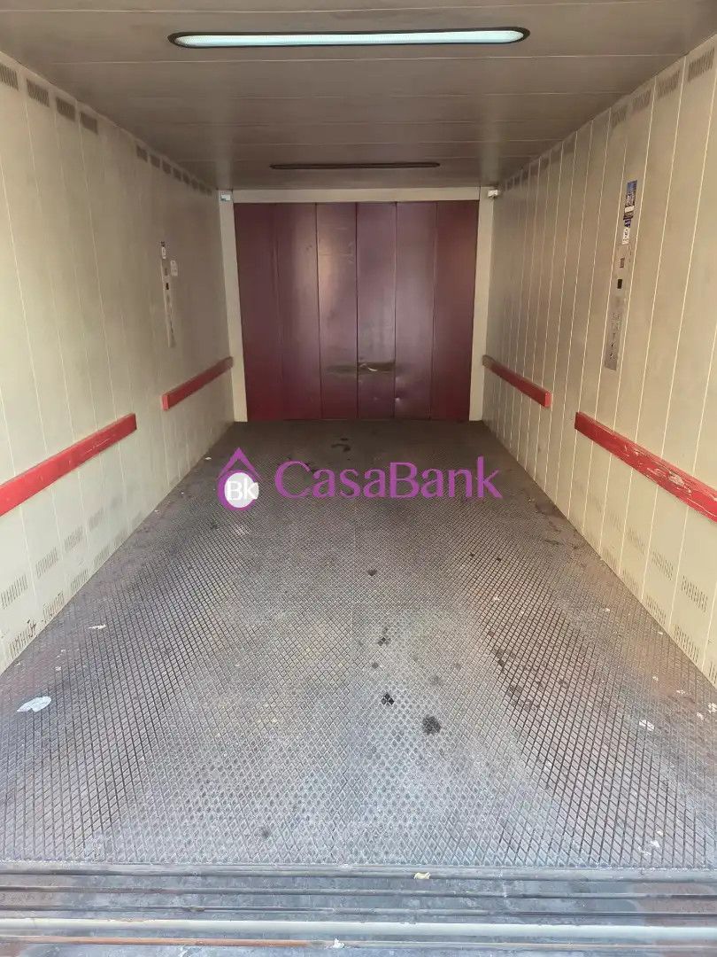 Aparcament de Garatge en venda en Córdoba
