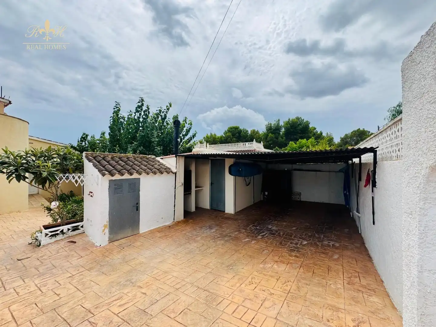 Außenansicht von Einfamilien-Reihenhaus zum Verkauf in L'Alfàs del Pi mit Klimaanlage, Terrasse und Schwimmbad