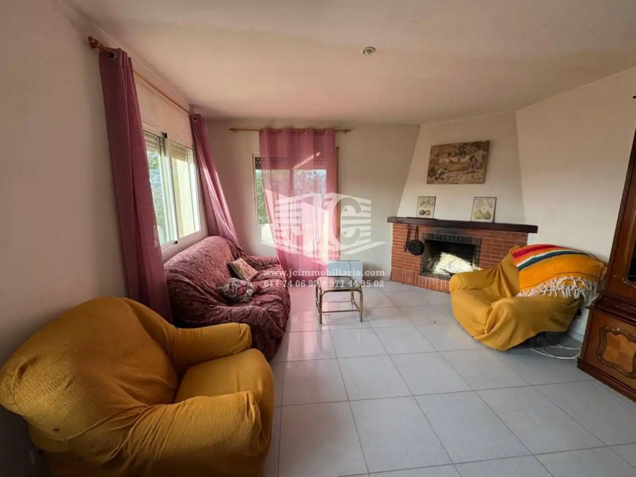 Living room of Houses for sale in Tortosa  with Air Conditioner, Private garden and Terrace