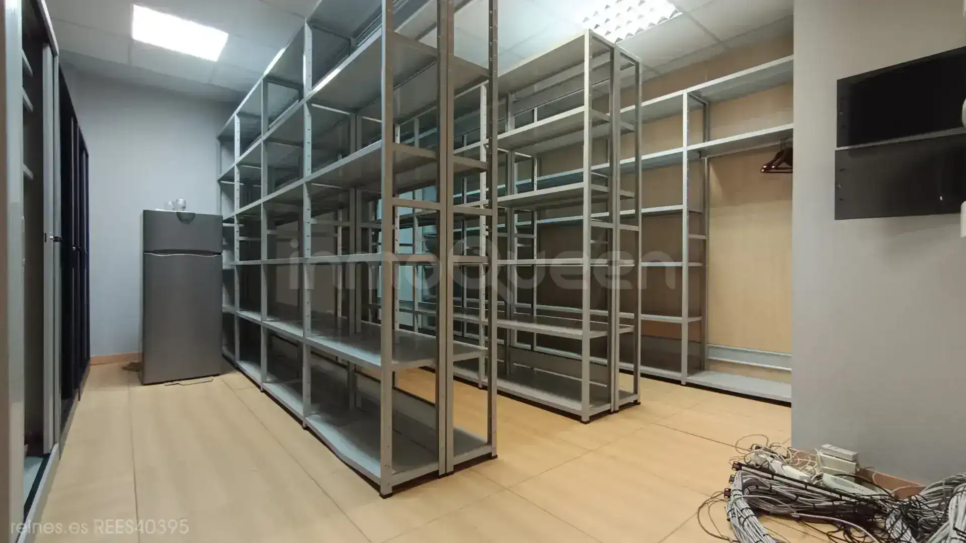 Oficina de alquiler en Llanera, Asturias