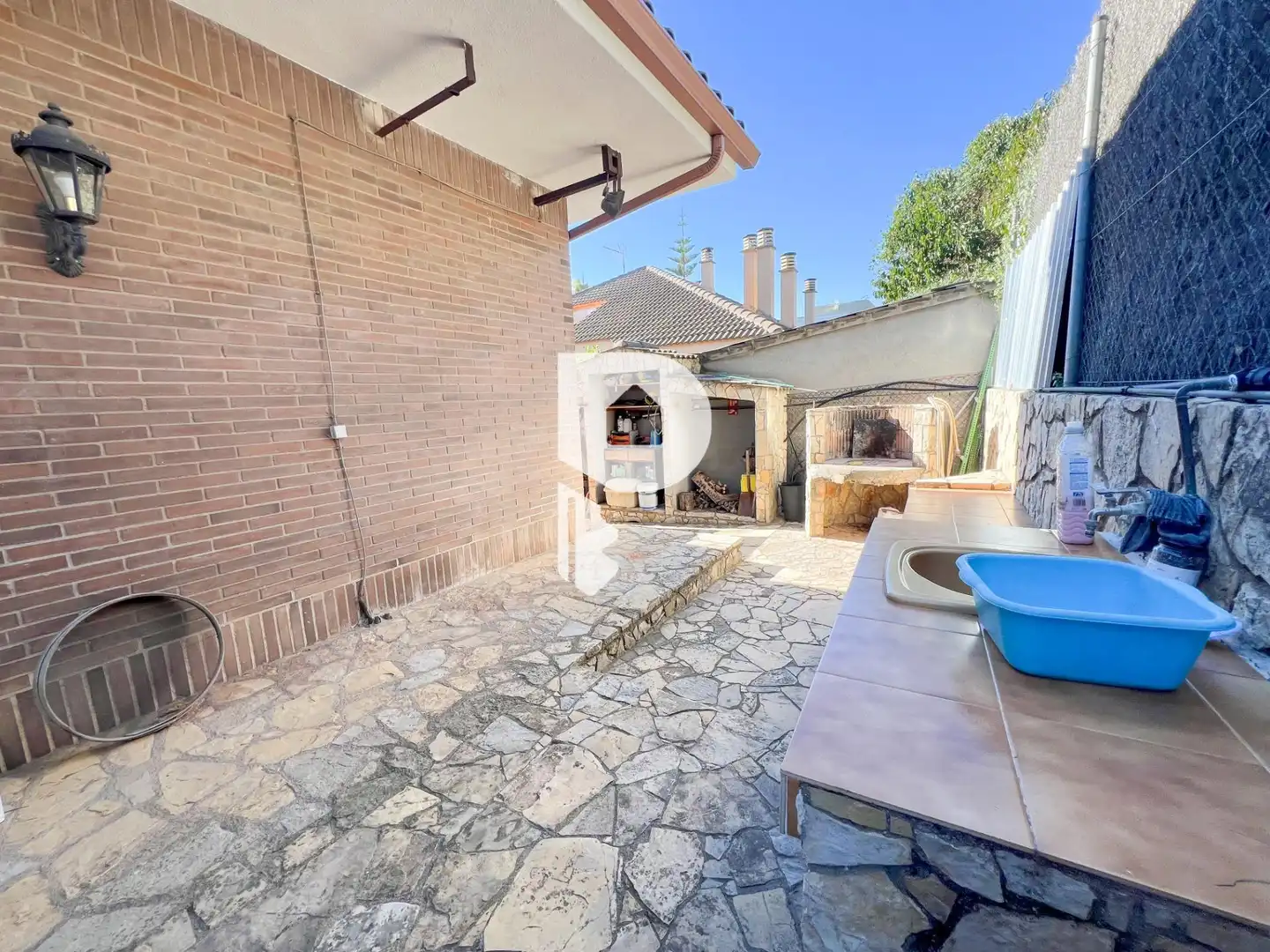 Terraza de Casa o chalet en venta en Pallejà con Aire acondicionado, Calefacción y Jardín privado