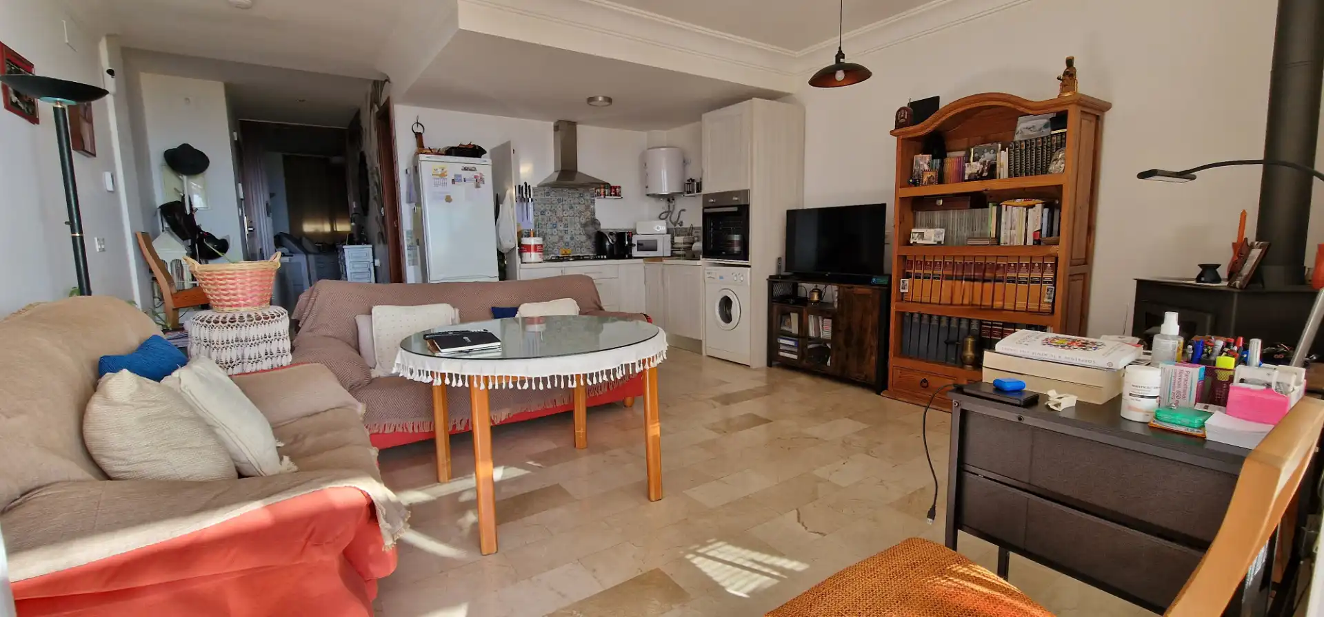 Sala de estar de Apartamento en venta en Cogollos de la Vega con Aire acondicionado, Terraza y Amueblado