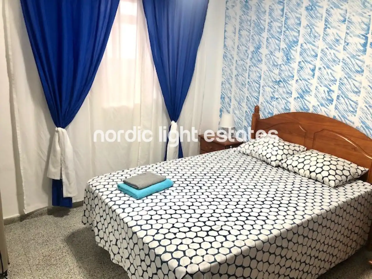 Dormitori de Pis de lloguer en Nerja amb Aire condicionat, Terrassa i Moblat