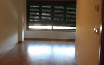 Bedroom of Flat for sale in Vigo   with Swimming Pool