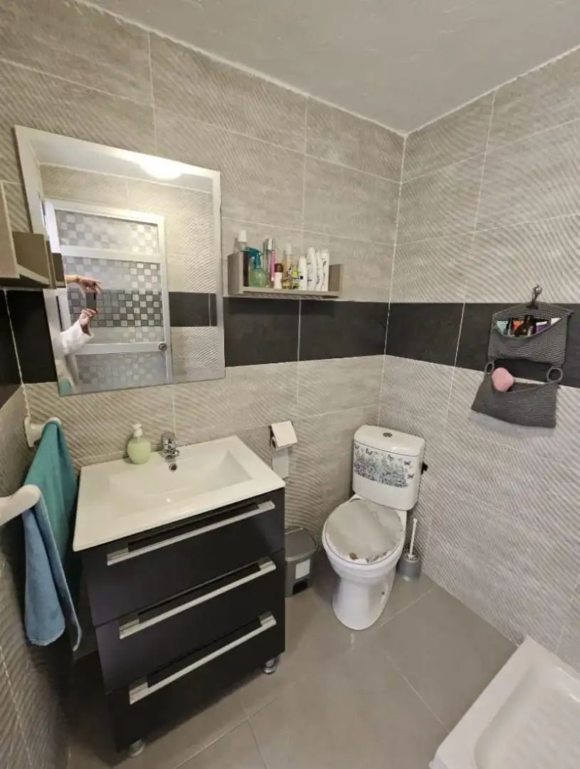 Baño de Casa adosada en venta en Vilallonga / Villalonga con Aire acondicionado, Terraza y Trastero