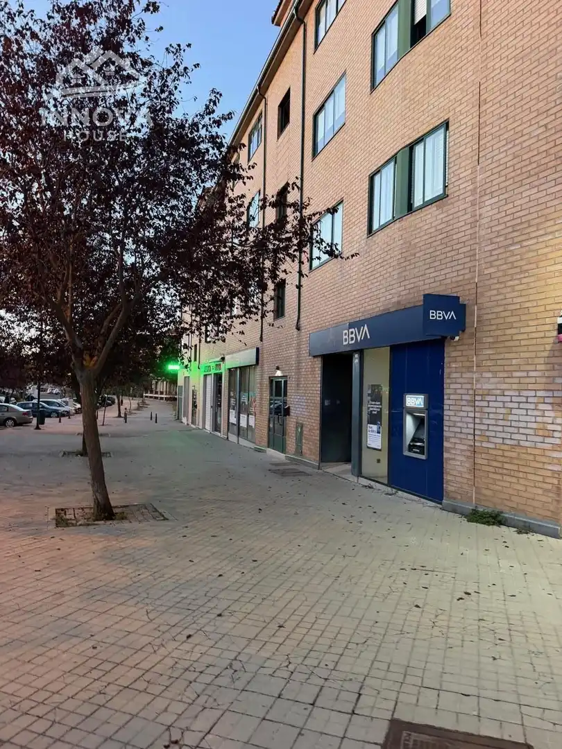 Flat for rent in Avenida Vicente Aleixandre, Sector Plaza de Toros