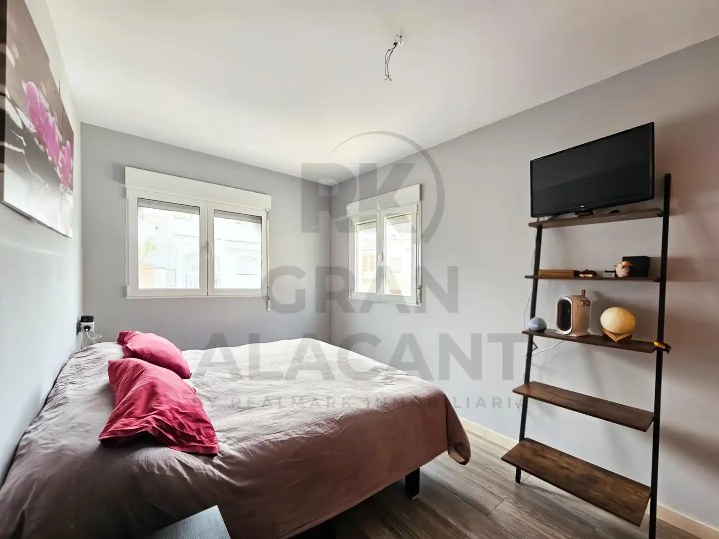 Habitación de Casa o chalet en venta en Santa Pola con Aire acondicionado, Calefacción y Jardín privado