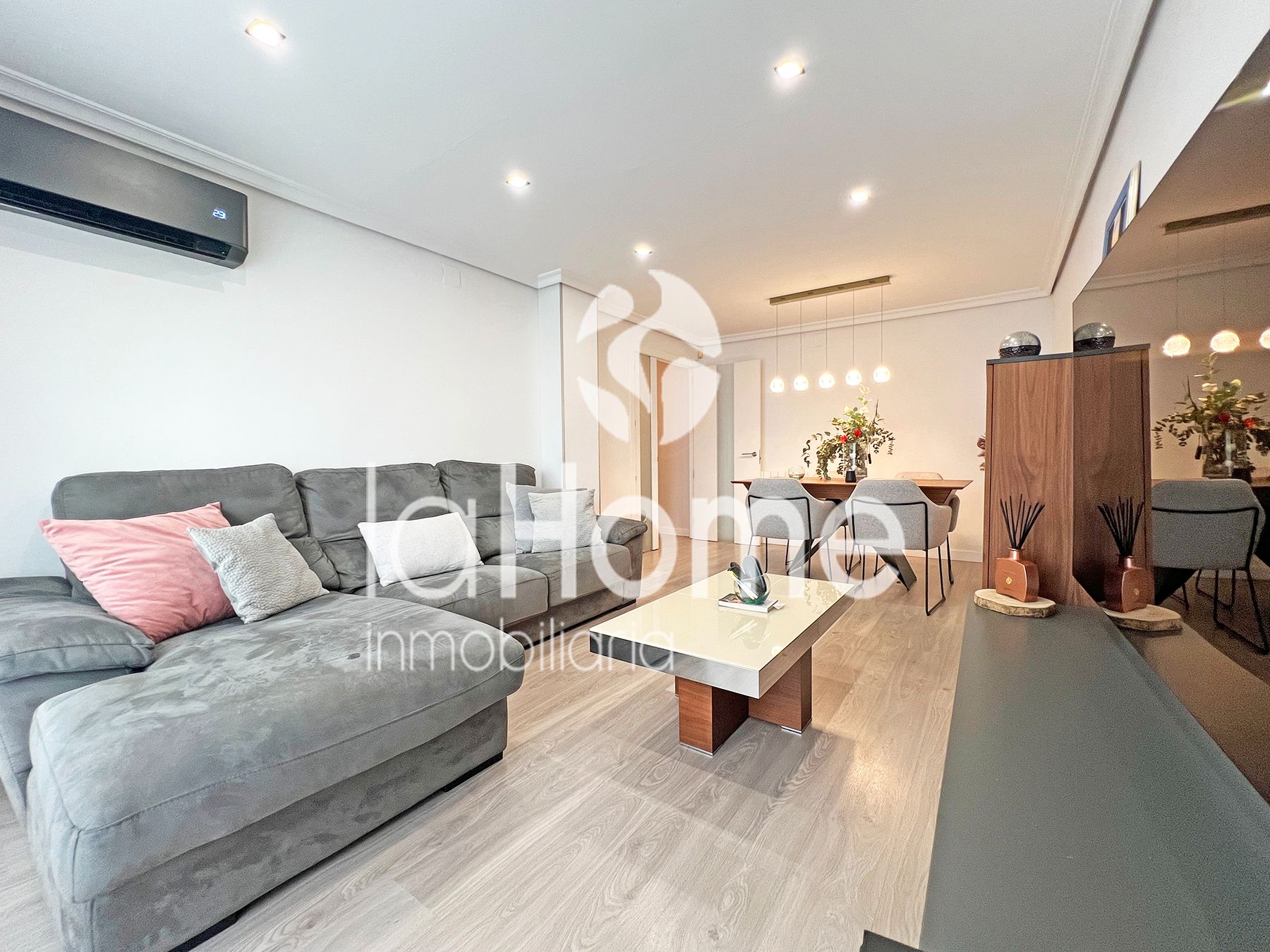 Flat for sale in Ciutat Fallera