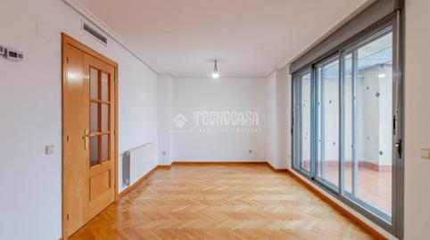 Foto 5 de Piso en venta en Rejas,  Madrid Capital