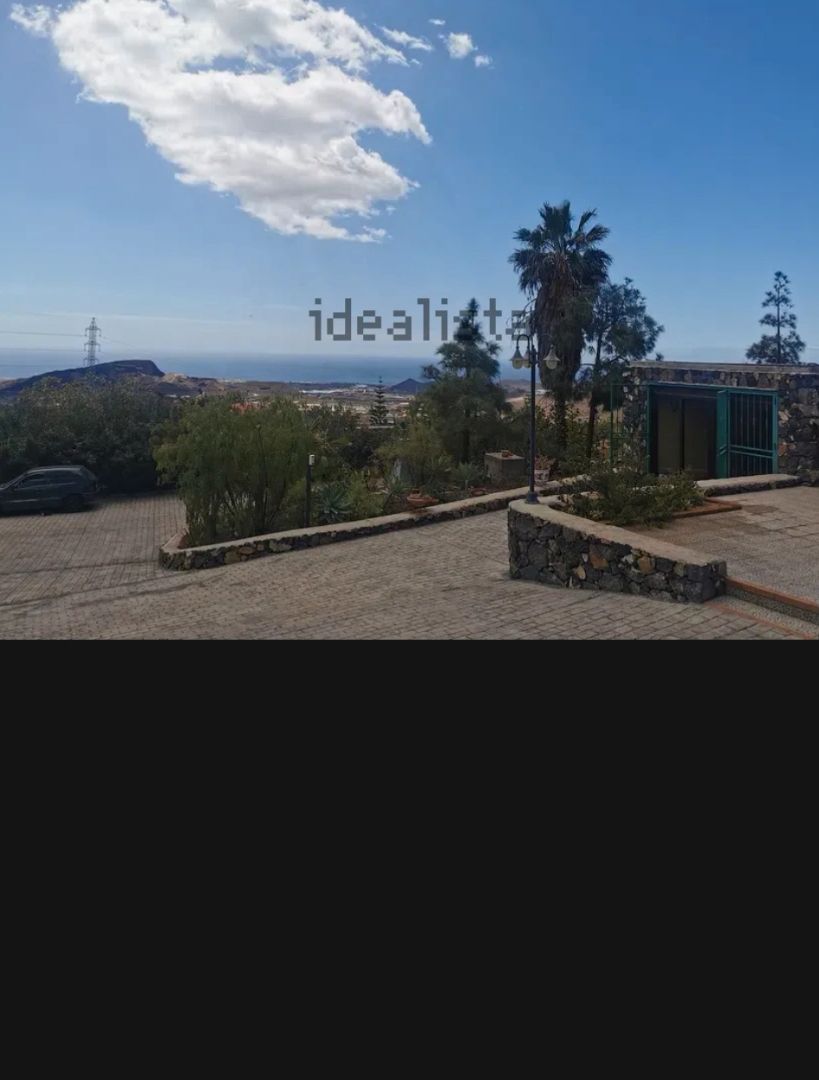 Vista exterior de Casa o xalet en venda en San Miguel de Abona amb Aire condicionat, Jardí privat i Piscina