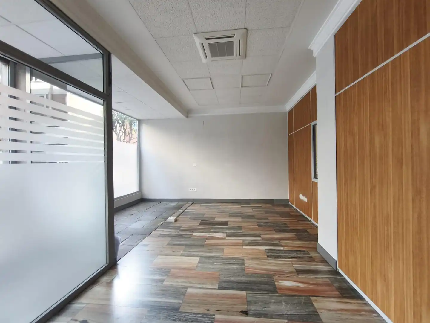 Local de alquiler en Barakaldo  con Aire acondicionado