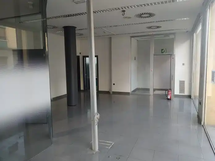 Commercial properties for rent in Mieres (Asturias)