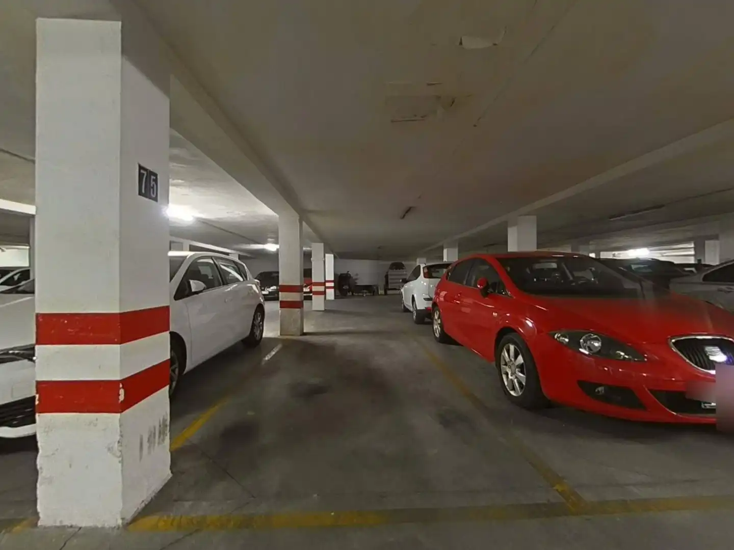 Parking of Flat for sale in Córdoba  with Air Conditioner, Terrace and Storage room