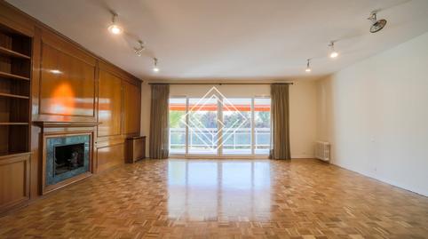 Foto 3 de Piso de alquiler en Fuentelarreina, Madrid