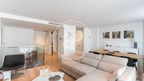 Living room of Flat for sale in  Barcelona Capital  with Air Conditioner, Heating and Furnished