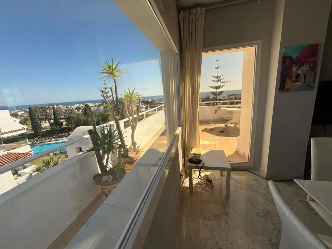 Bedroom of Flat for rent in Marbella  with Private garden and Terrace