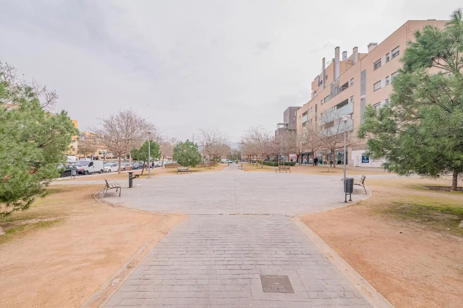 Vista exterior de Piso en venta en Granada con Aire acondicionado, Calefacción y Jardín privado
