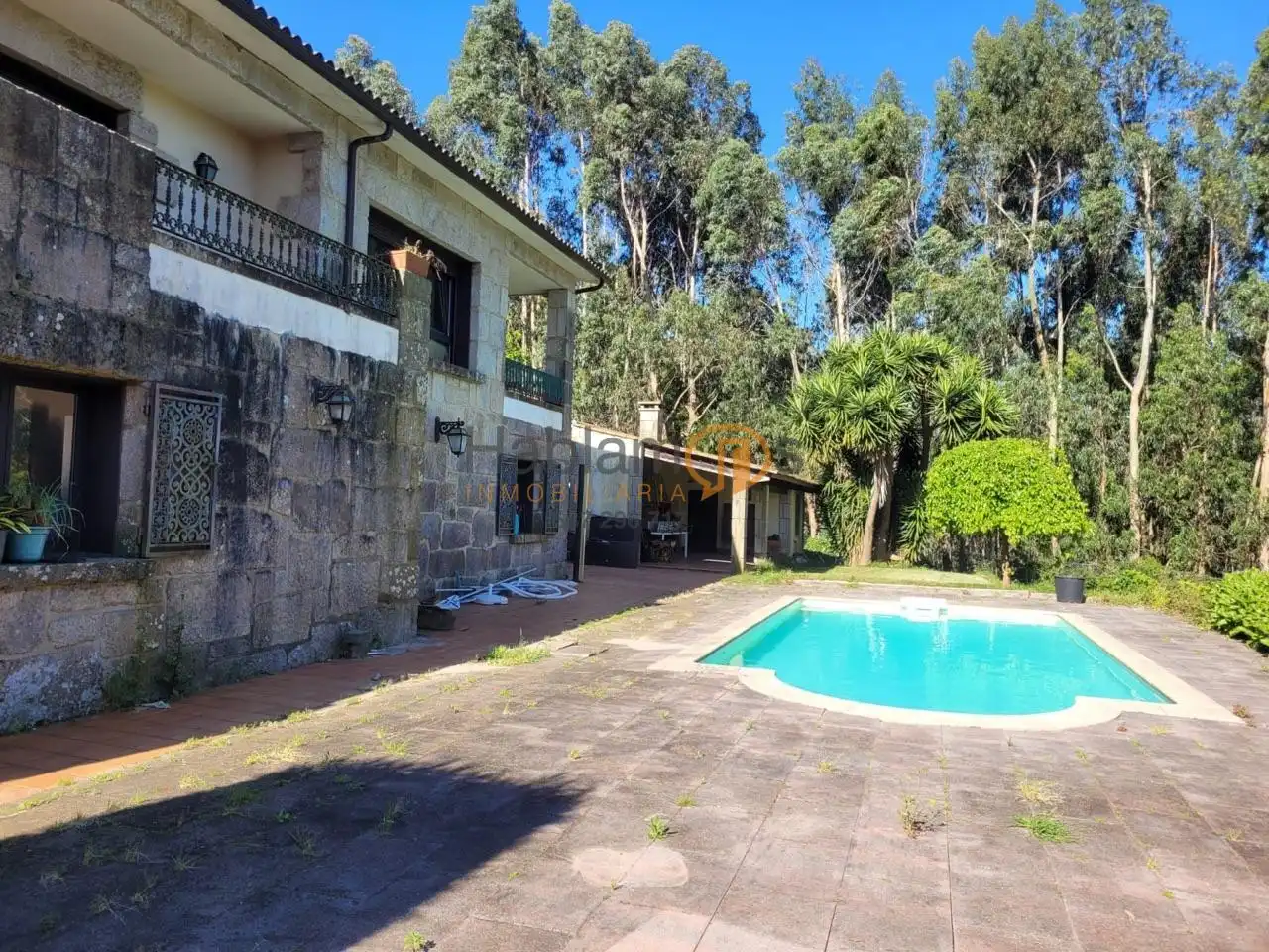 Garden of Houses for sale in O Grove    with Heating, Private garden and Parquet flooring