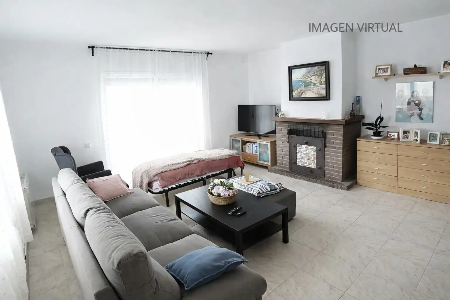 Sala d'estar de Casa o xalet en venda en Sant Pere de Ribes amb Calefacció, Jardí privat i Terrassa